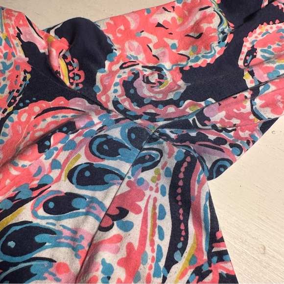 Lilly Pulitzer Linden Shirt Dress, size M print: Pop Up For The Halibut - Picture 13 of 14